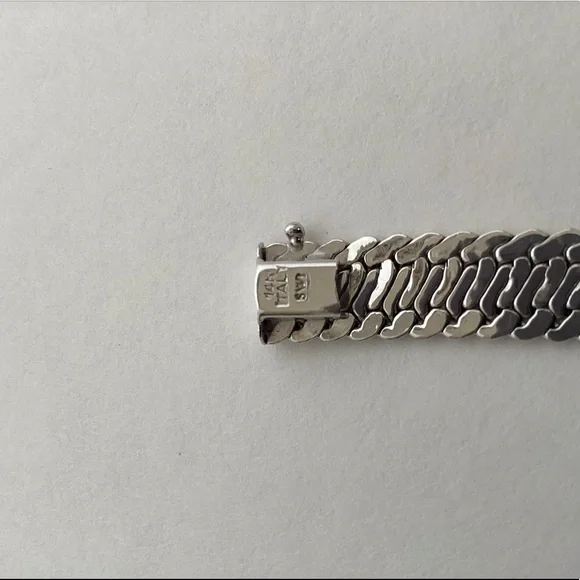 14k W.G. CROTON WATCH - Picture 3 of 8